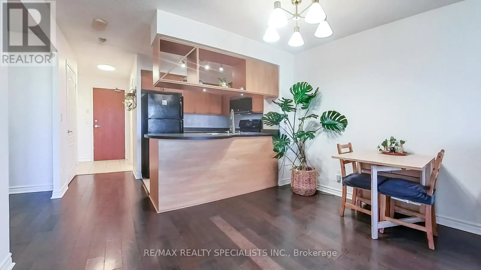 2510 - 4090 LIVING ARTS DRIVE