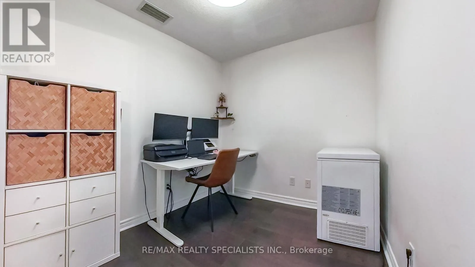 2510 - 4090 LIVING ARTS DRIVE