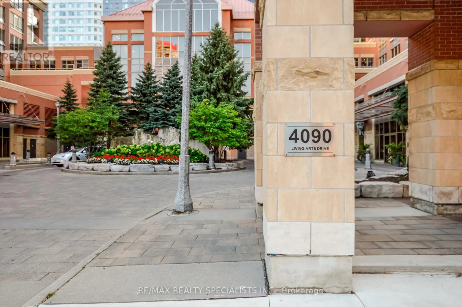 2510 - 4090 LIVING ARTS DRIVE