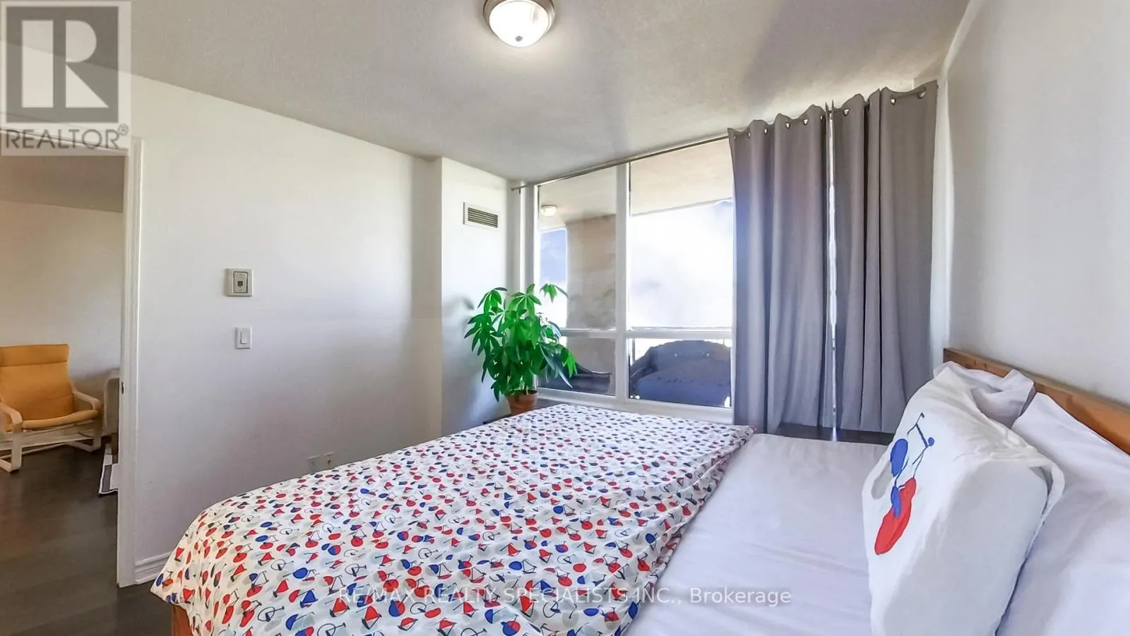 2510 - 4090 LIVING ARTS DRIVE