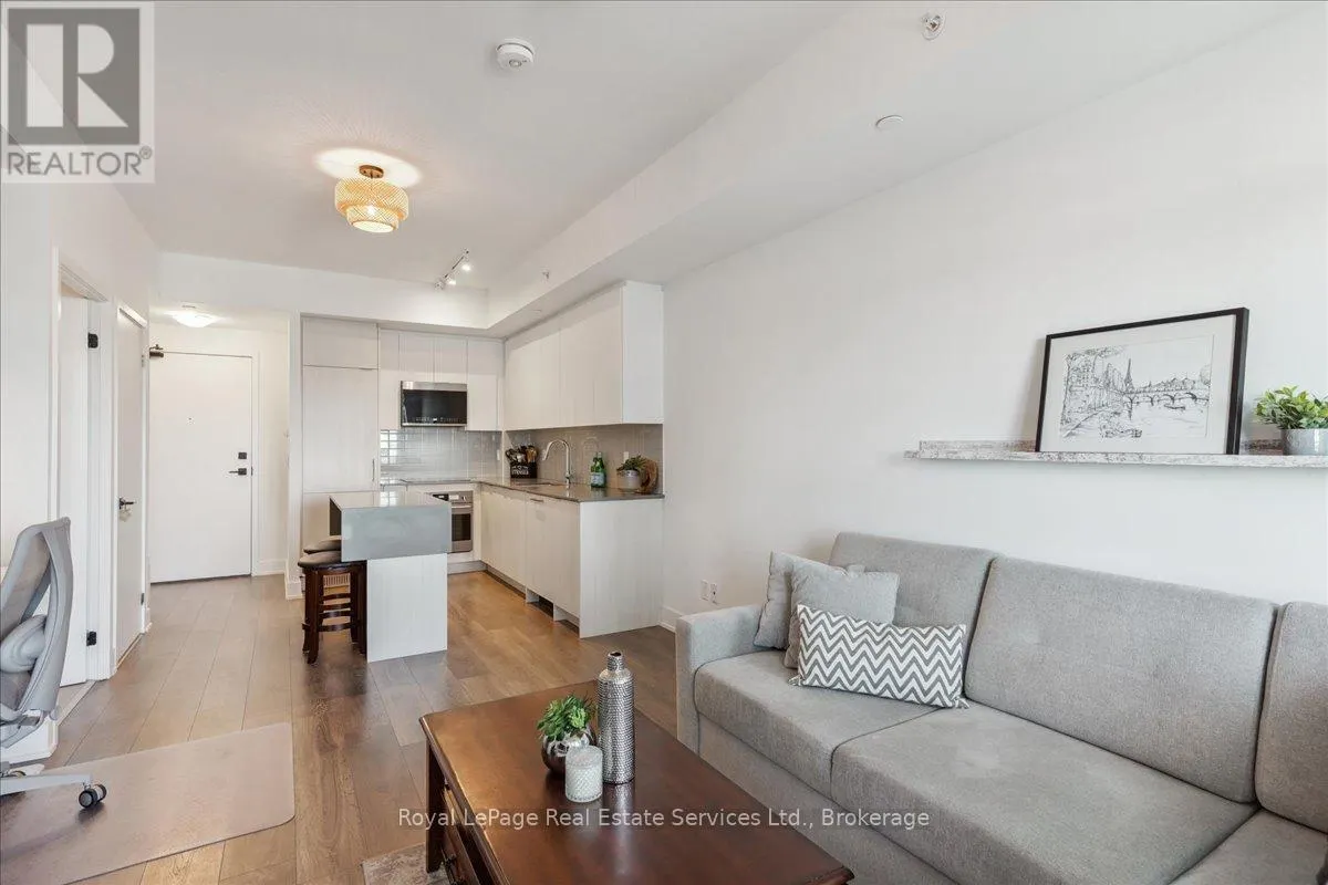 1112 - 2489 TAUNTON ROAD, #1112
