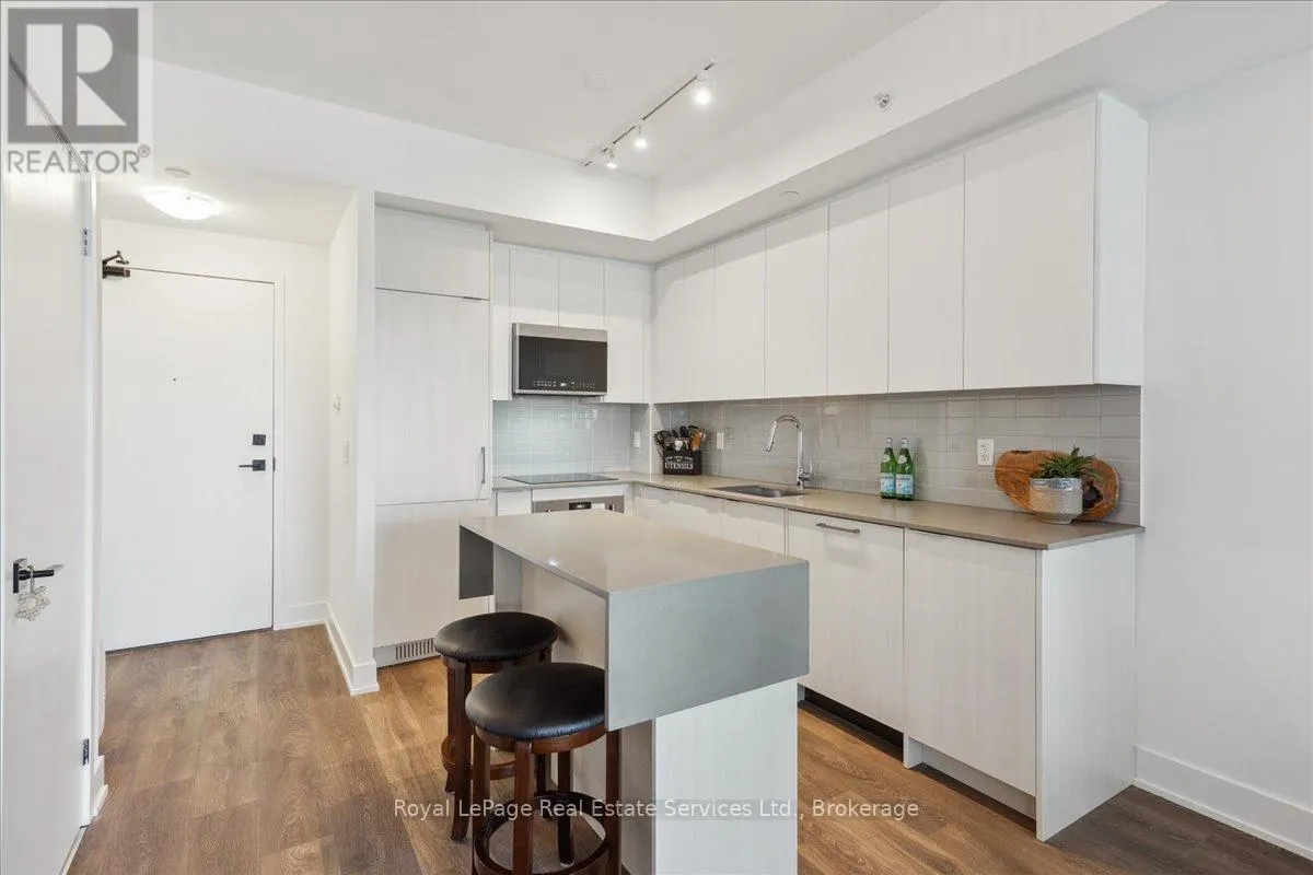 1112 - 2489 TAUNTON ROAD, #1112