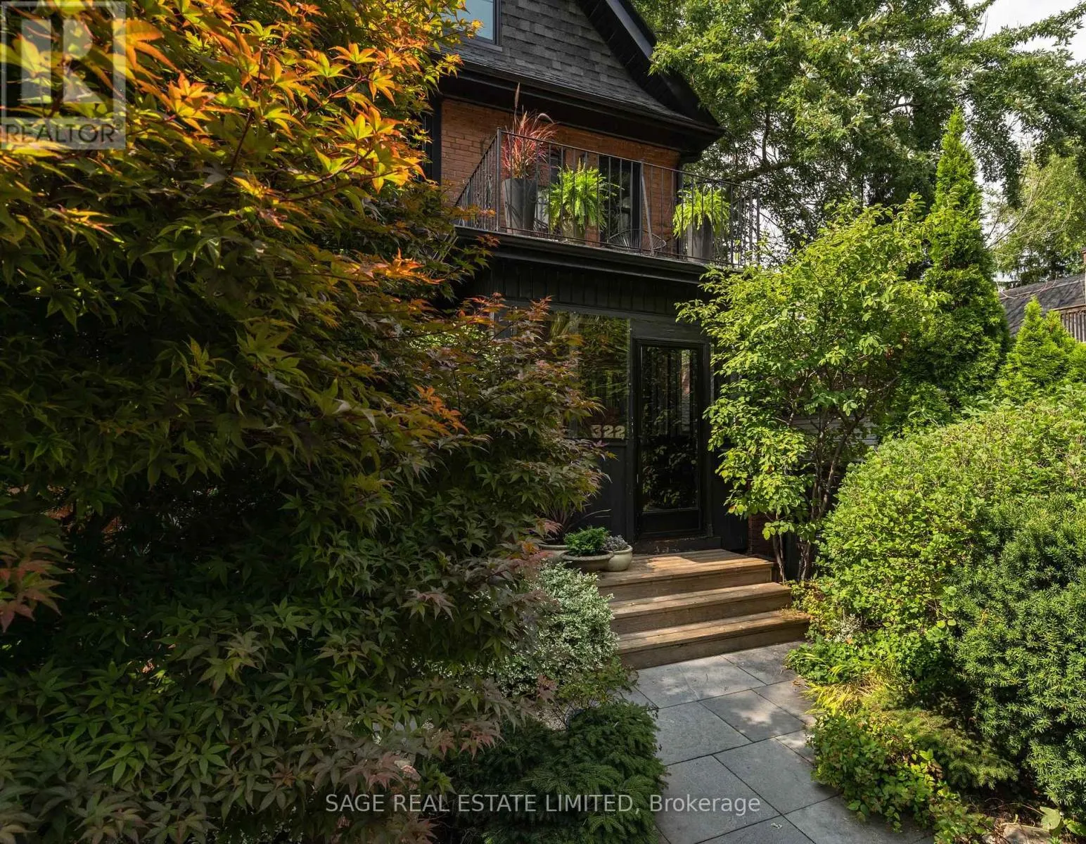 322 SORAUREN AVENUE