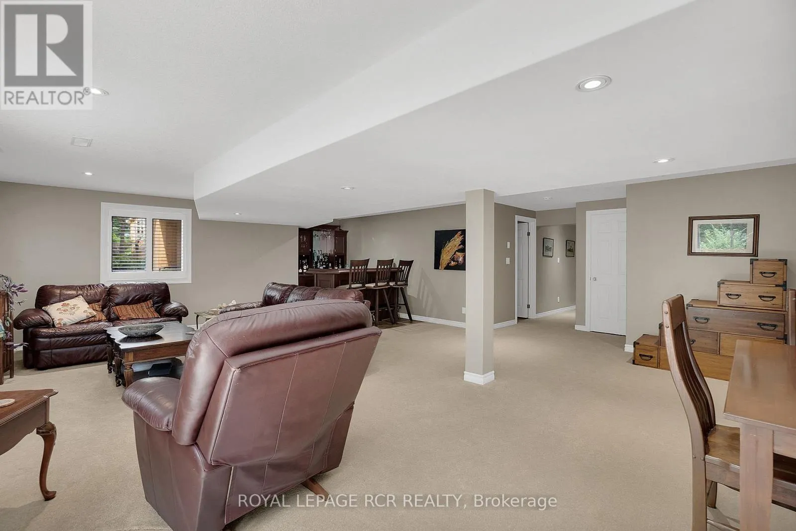 4 - 14 ZIMMERMAN DRIVE