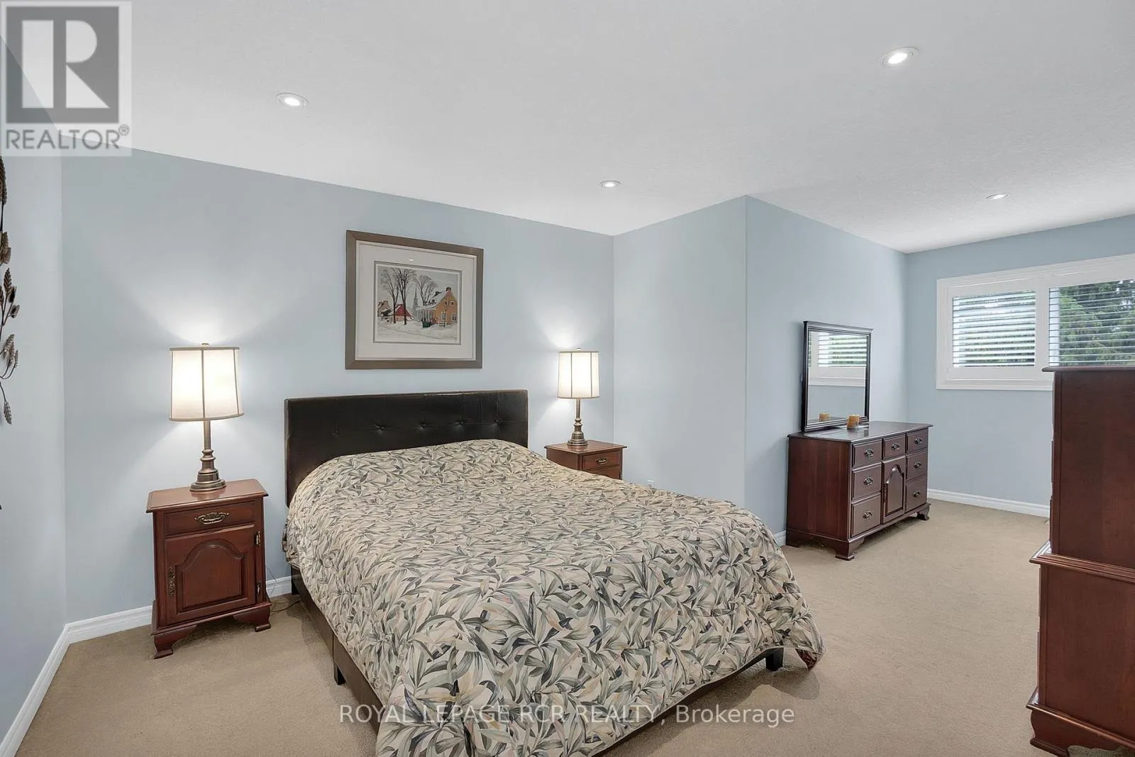 4 - 14 ZIMMERMAN DRIVE