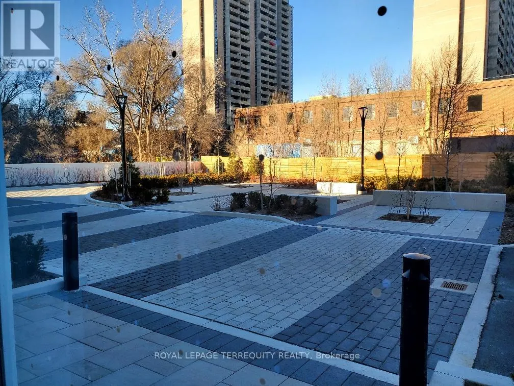 101 - 10 WILBY CRESCENT