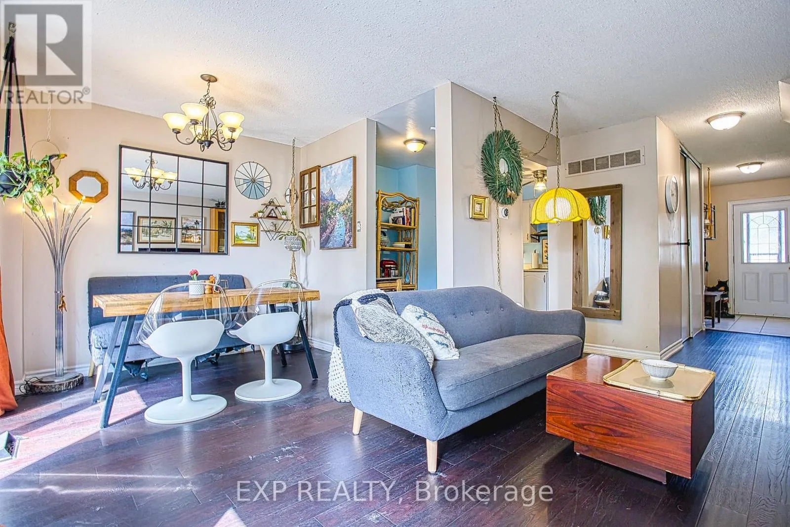 84 - 680 REGENCY COURT