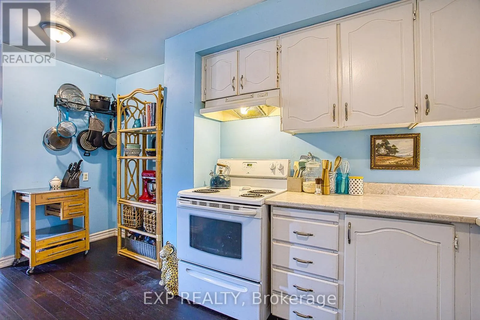 84 - 680 REGENCY COURT