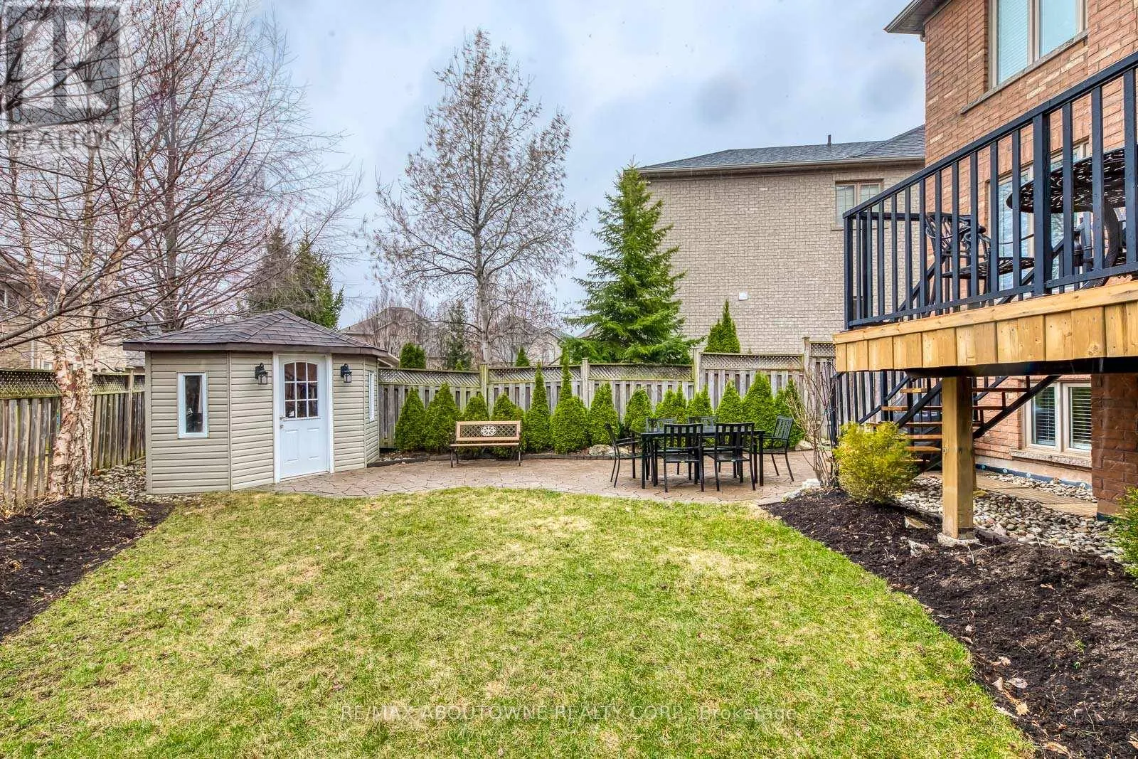 2218 HATFIELD DRIVE