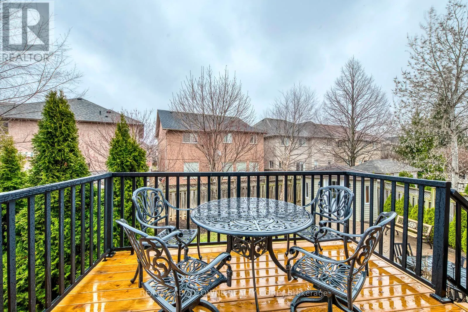 2218 HATFIELD DRIVE