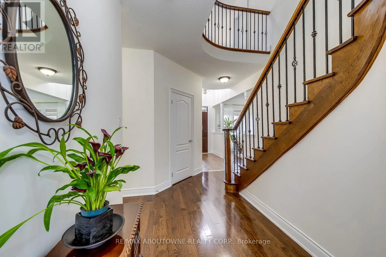 2218 HATFIELD DRIVE