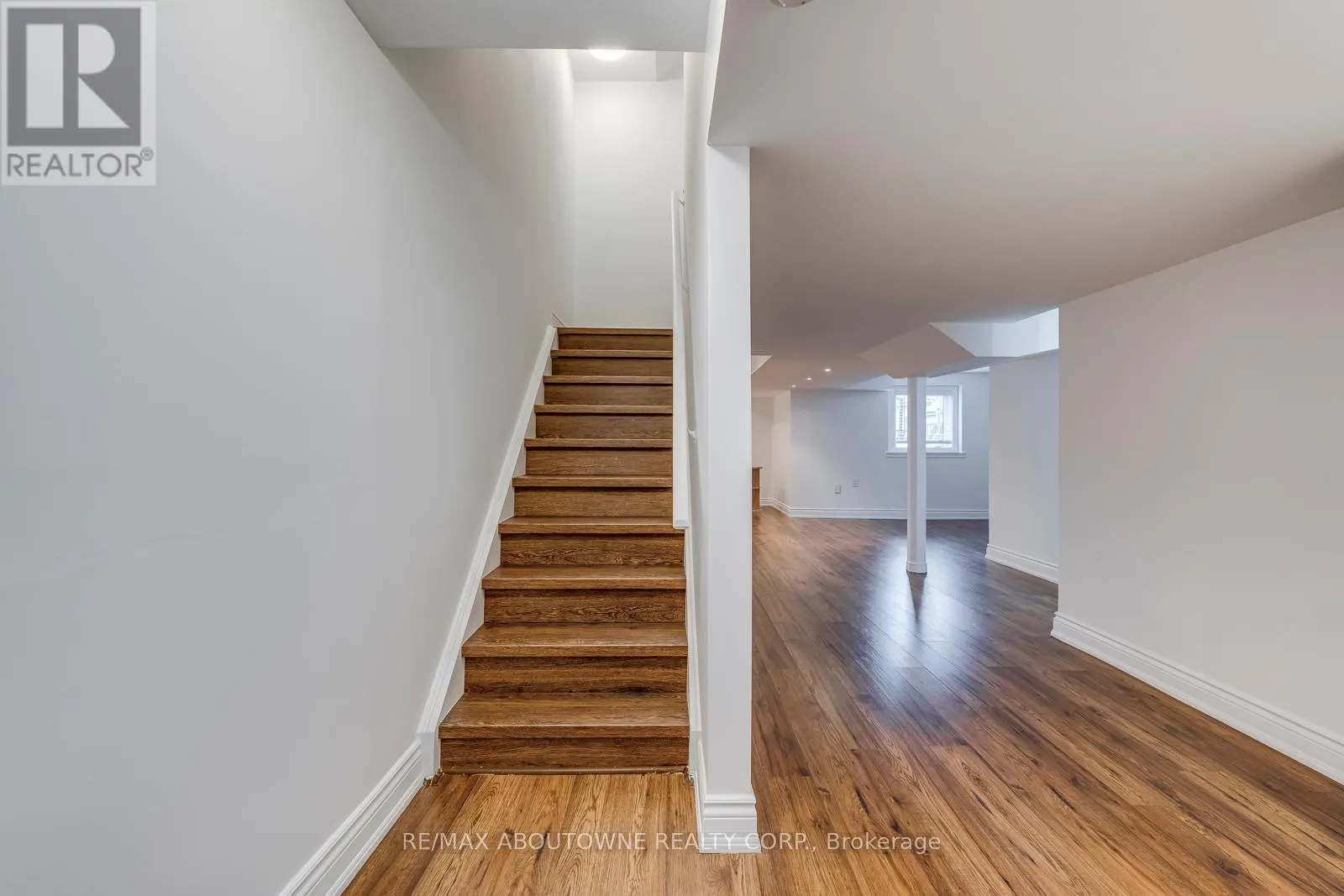 2218 HATFIELD DRIVE