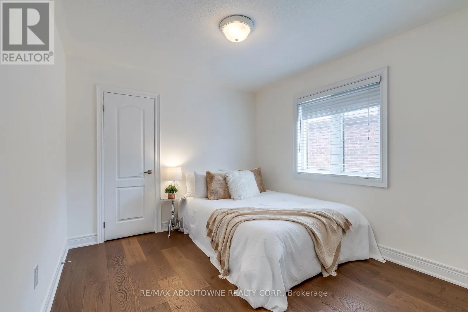 2218 HATFIELD DRIVE