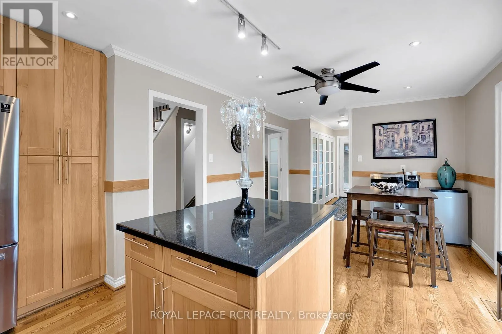 45 WESTVIEW CRESCENT