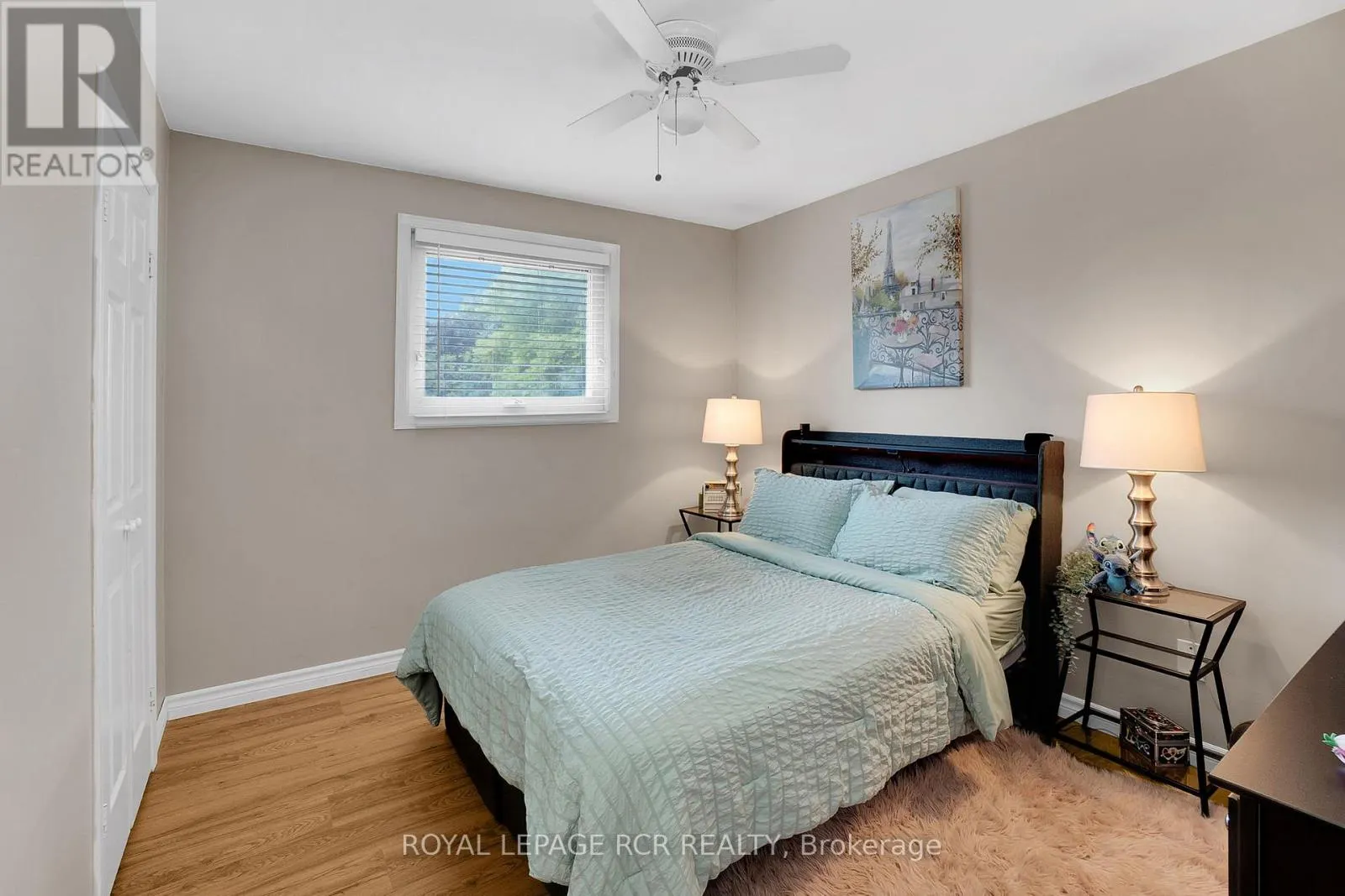 45 WESTVIEW CRESCENT