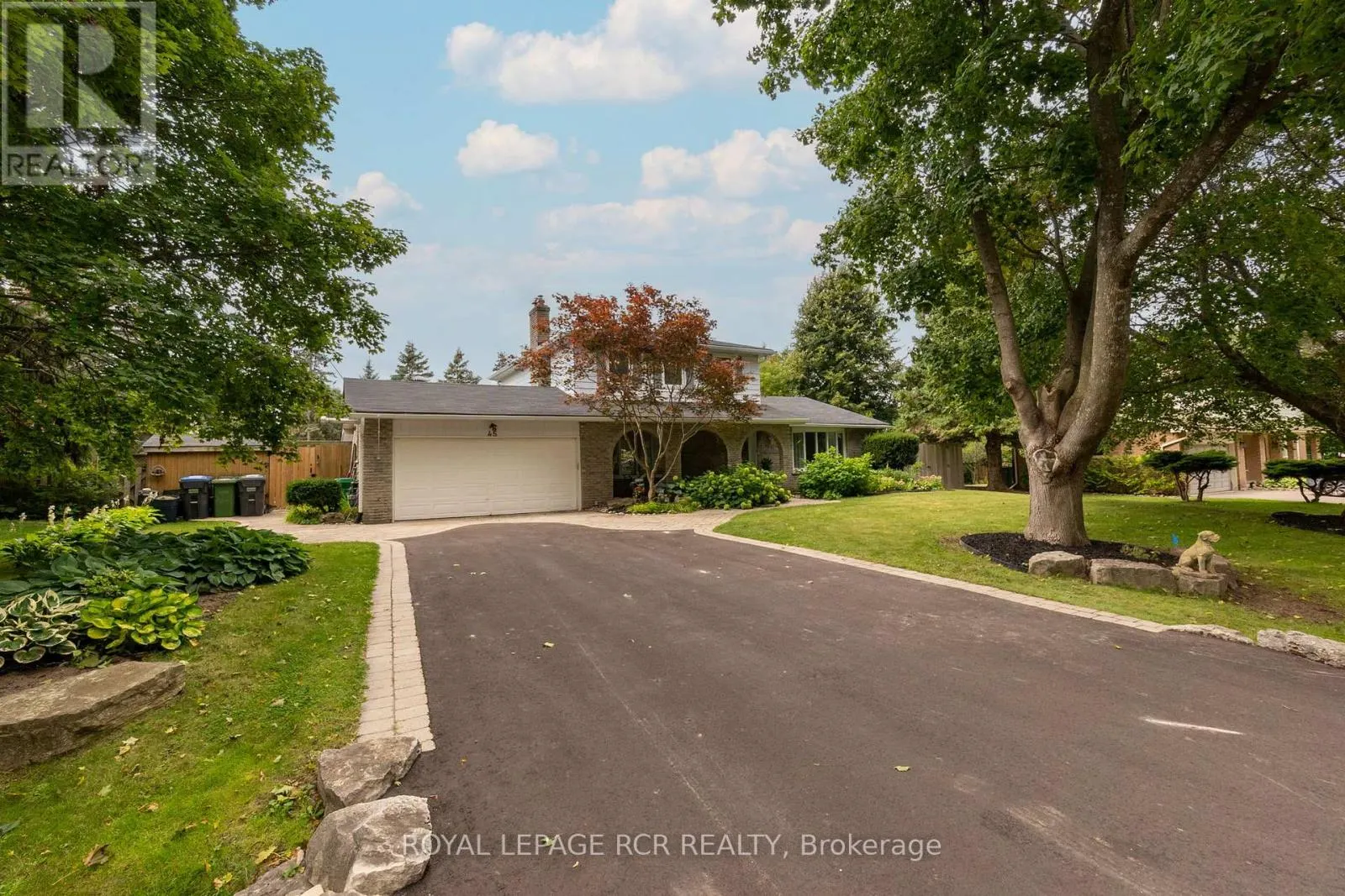 45 WESTVIEW CRESCENT