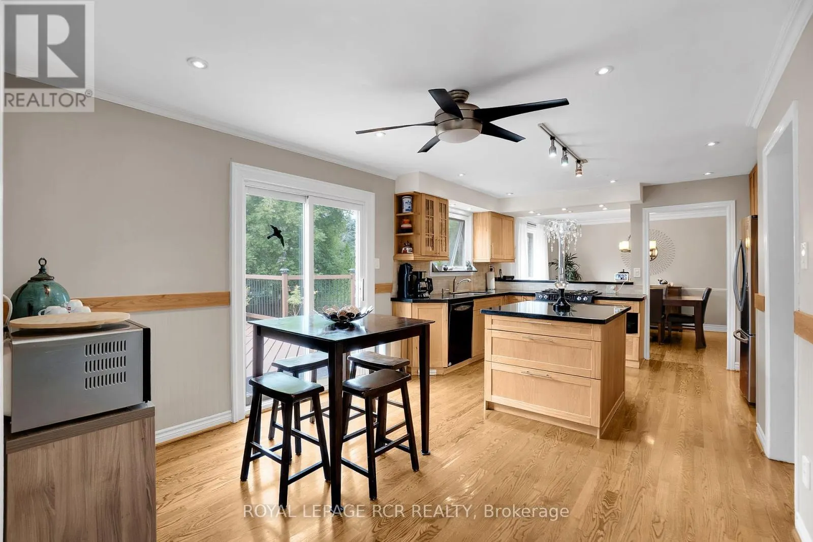 45 WESTVIEW CRESCENT