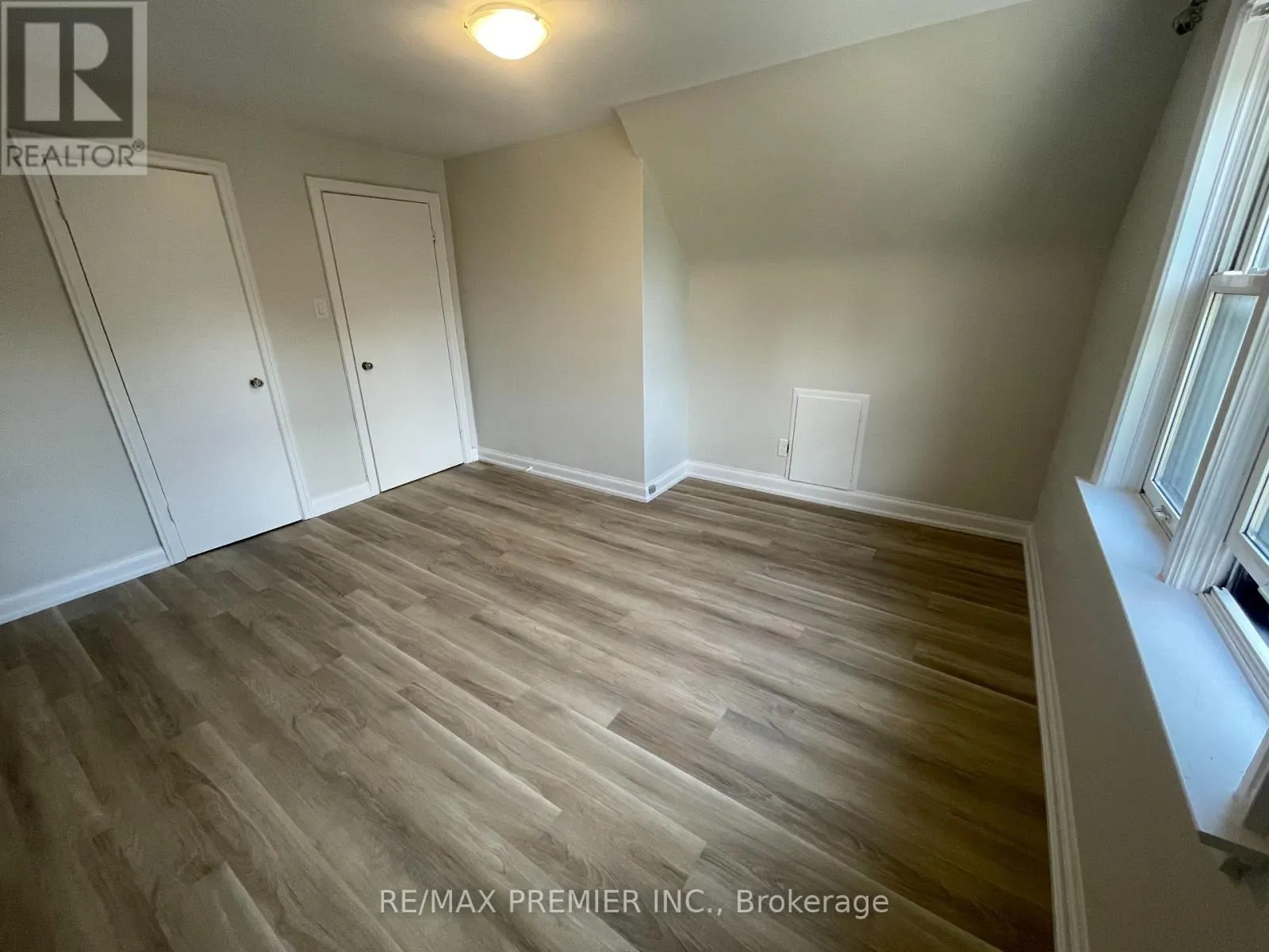 49 LOVILLA BOULEVARD