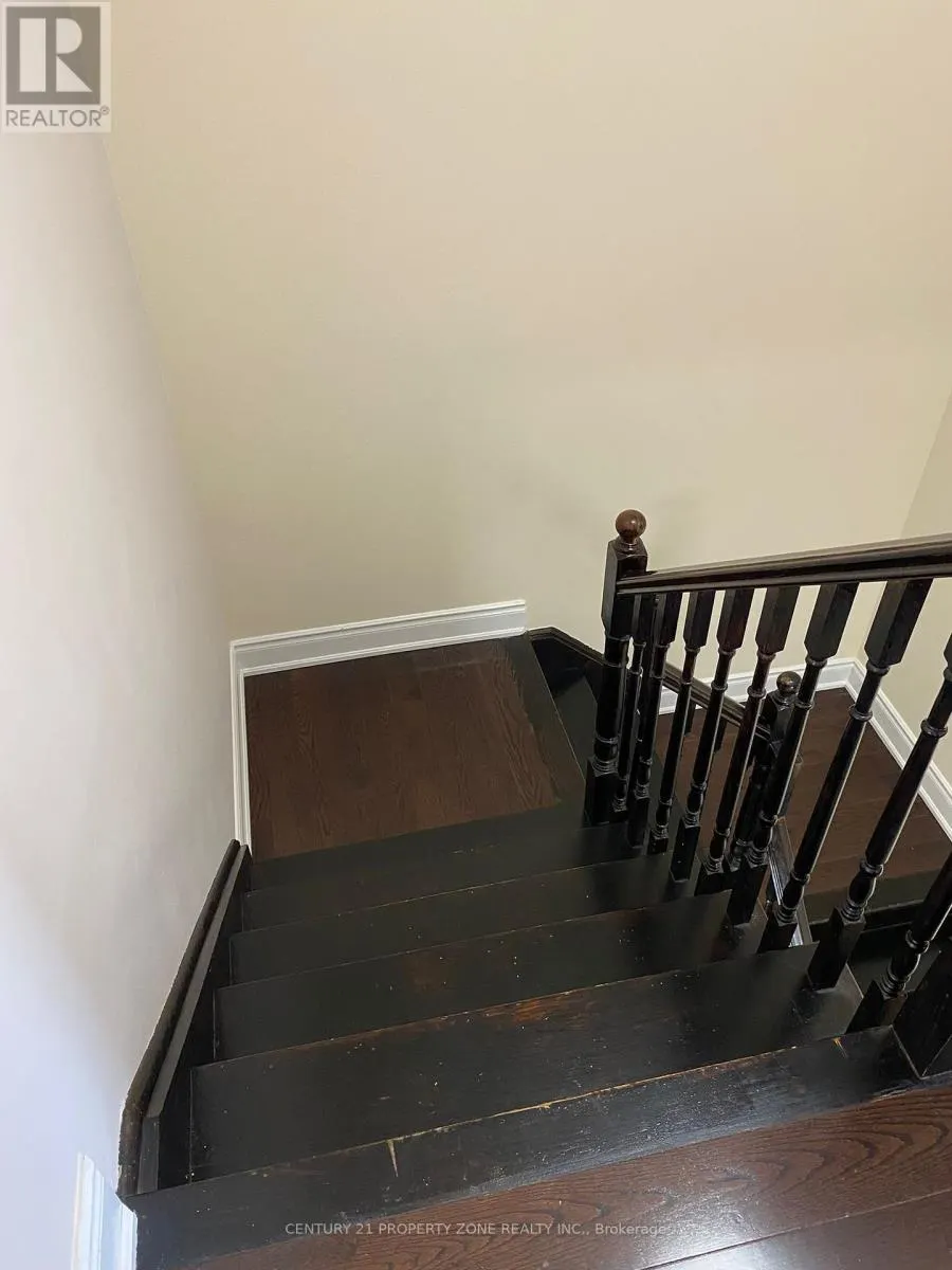 515 LUMBERTON CRESCENT
