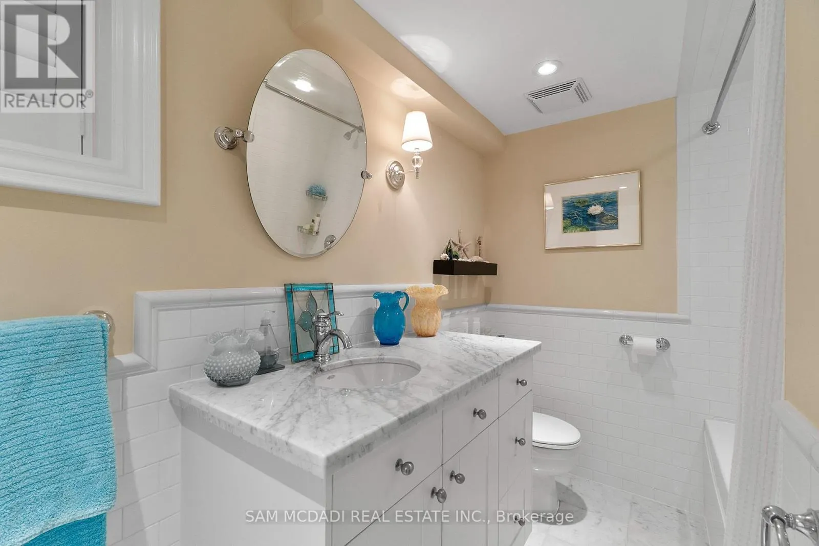 1522 GLENHILL CRESCENT