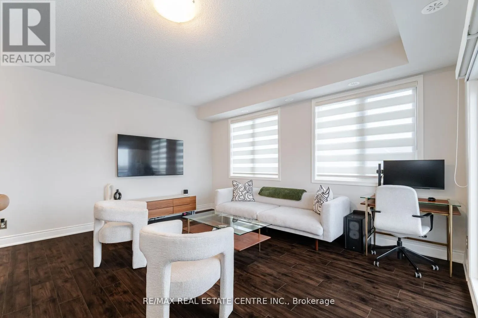 305 - 5705 LONG VALLEY ROAD