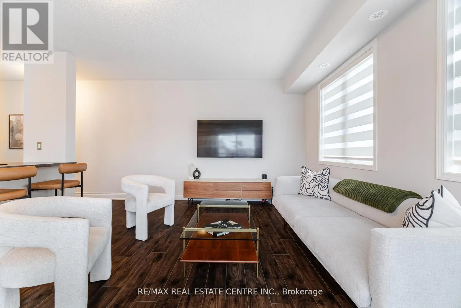 305 - 5705 LONG VALLEY ROAD