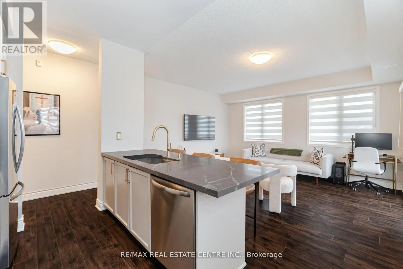 305 - 5705 LONG VALLEY ROAD