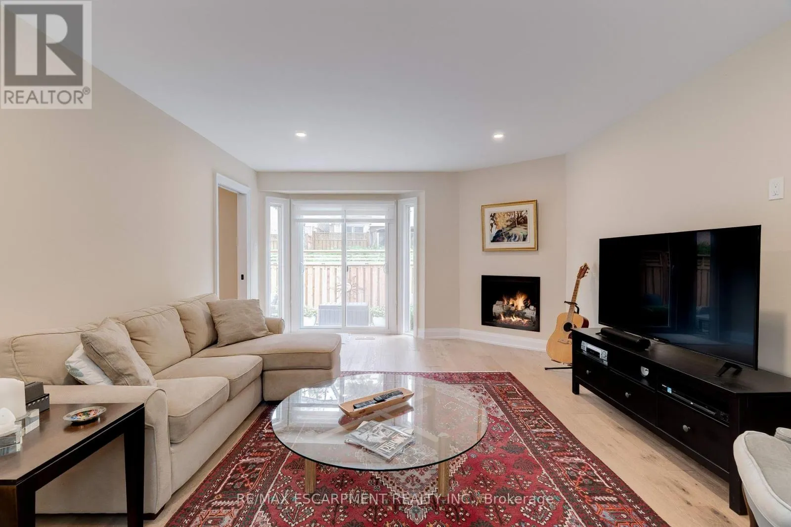 57 - 5255 LAKESHORE ROAD