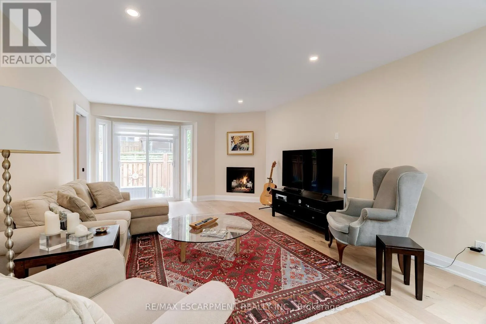 57 - 5255 LAKESHORE ROAD