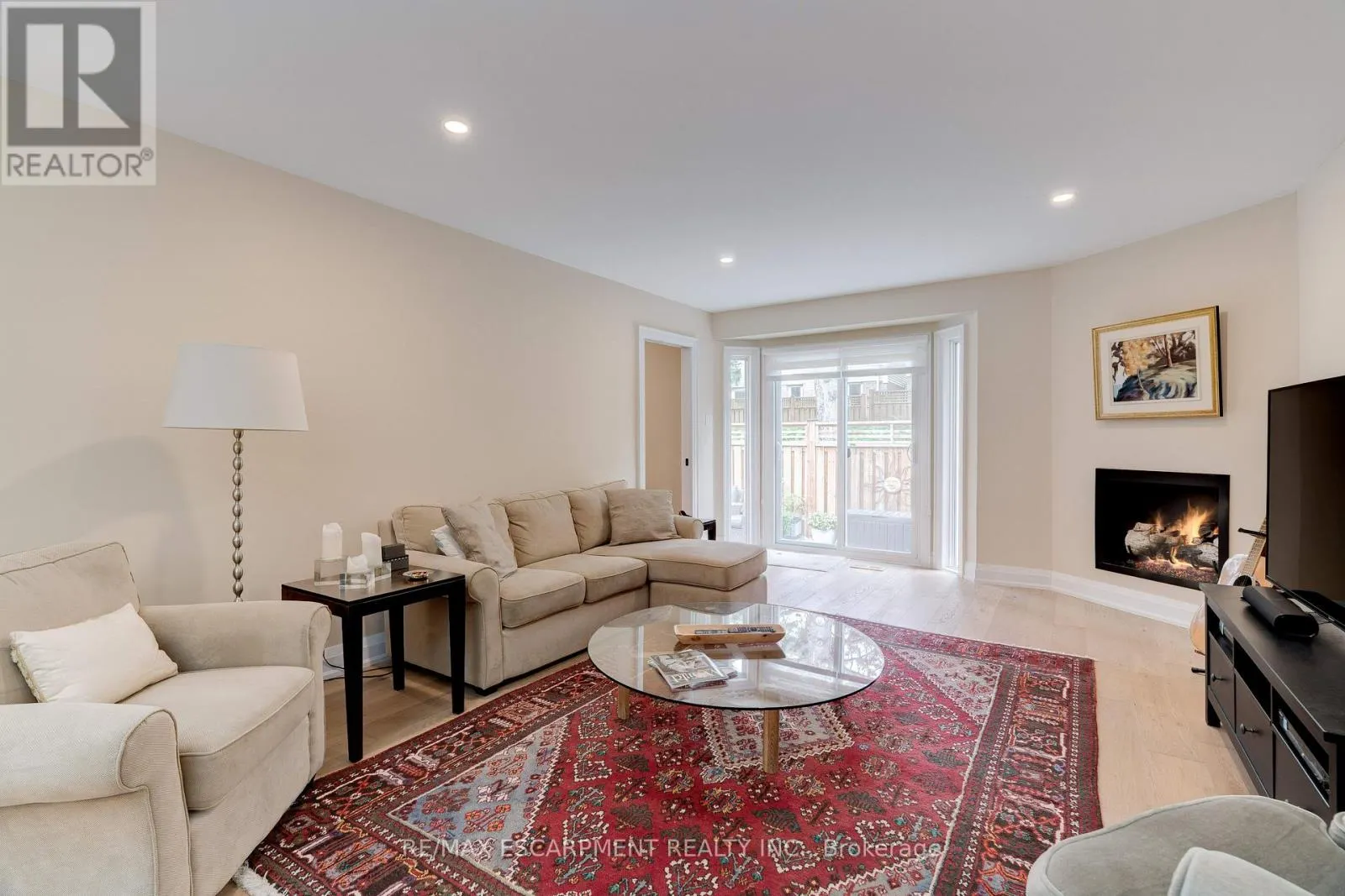 57 - 5255 LAKESHORE ROAD