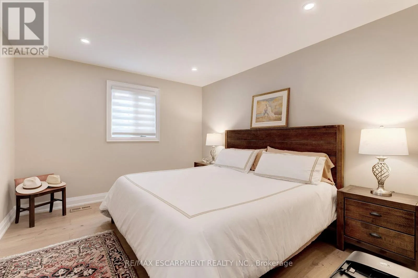 57 - 5255 LAKESHORE ROAD
