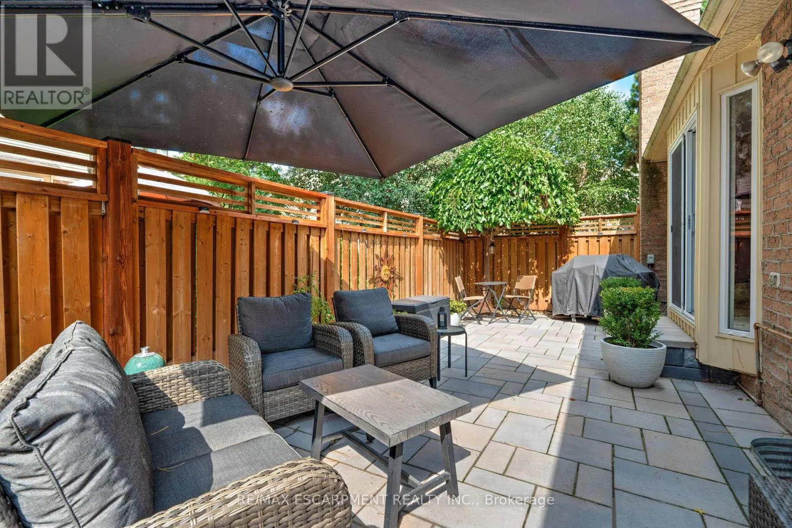 57 - 5255 LAKESHORE ROAD