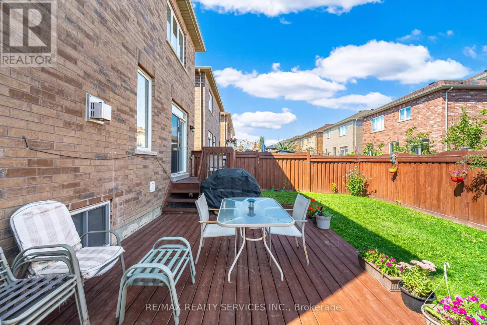 9 MEADOWCREEK ROAD