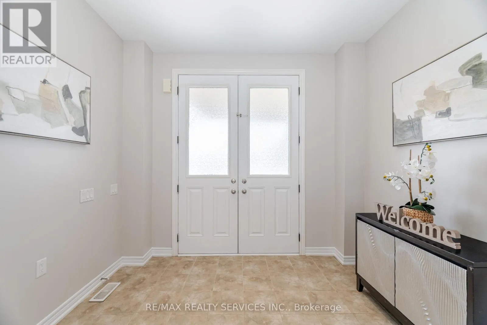 9 MEADOWCREEK ROAD