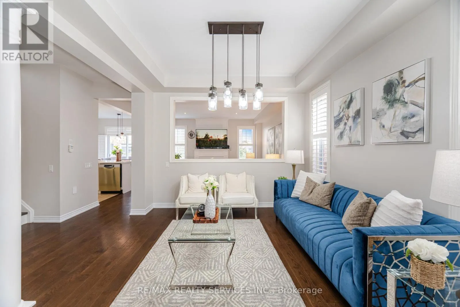 9 MEADOWCREEK ROAD