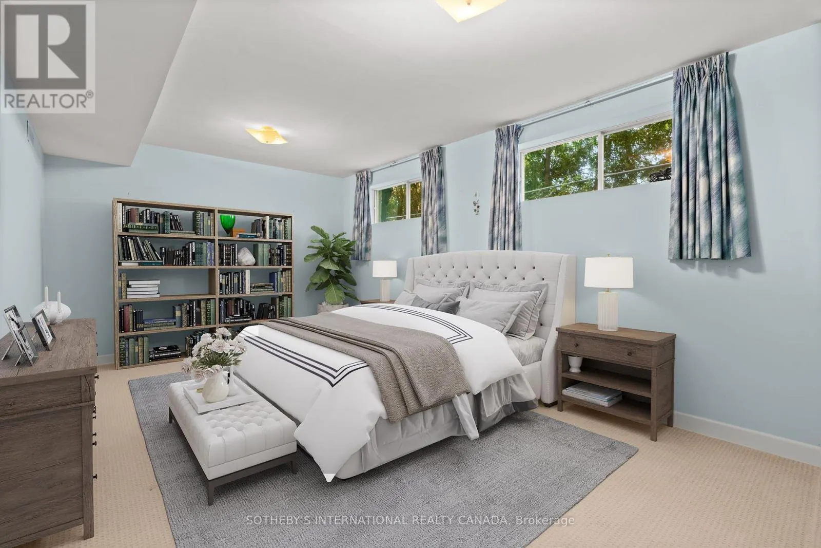 4 RUSCOE CRESCENT