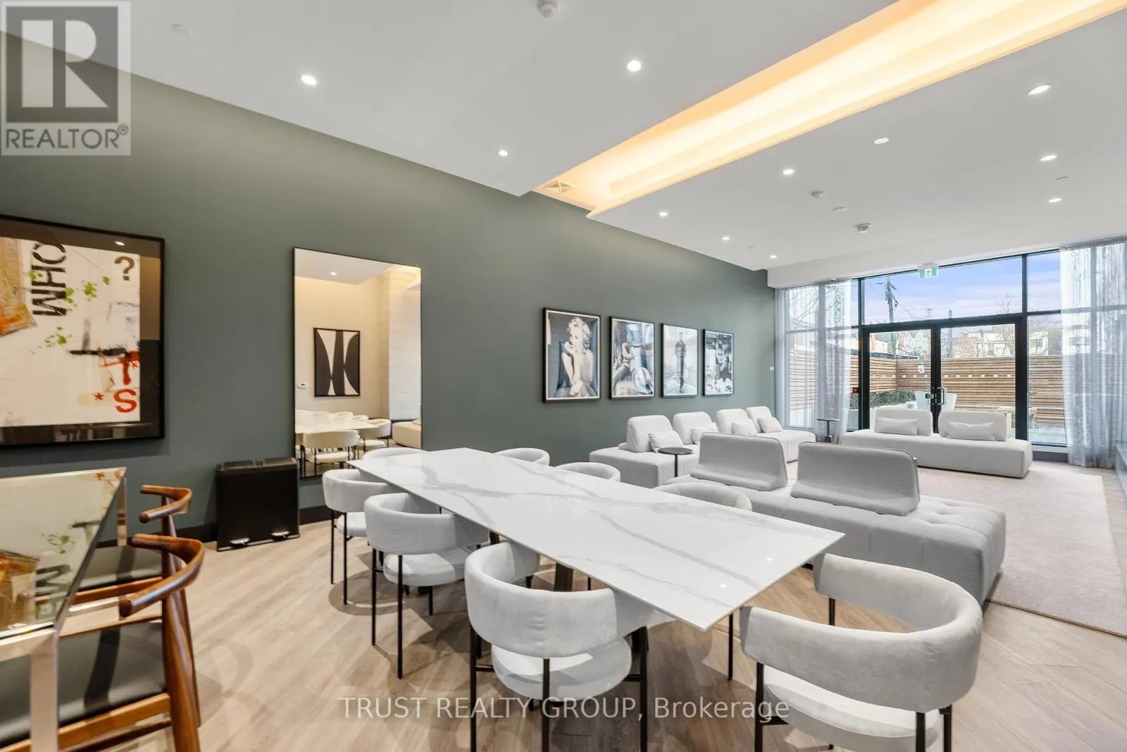 1104 - 1808 ST. CLAIR AVENUE W