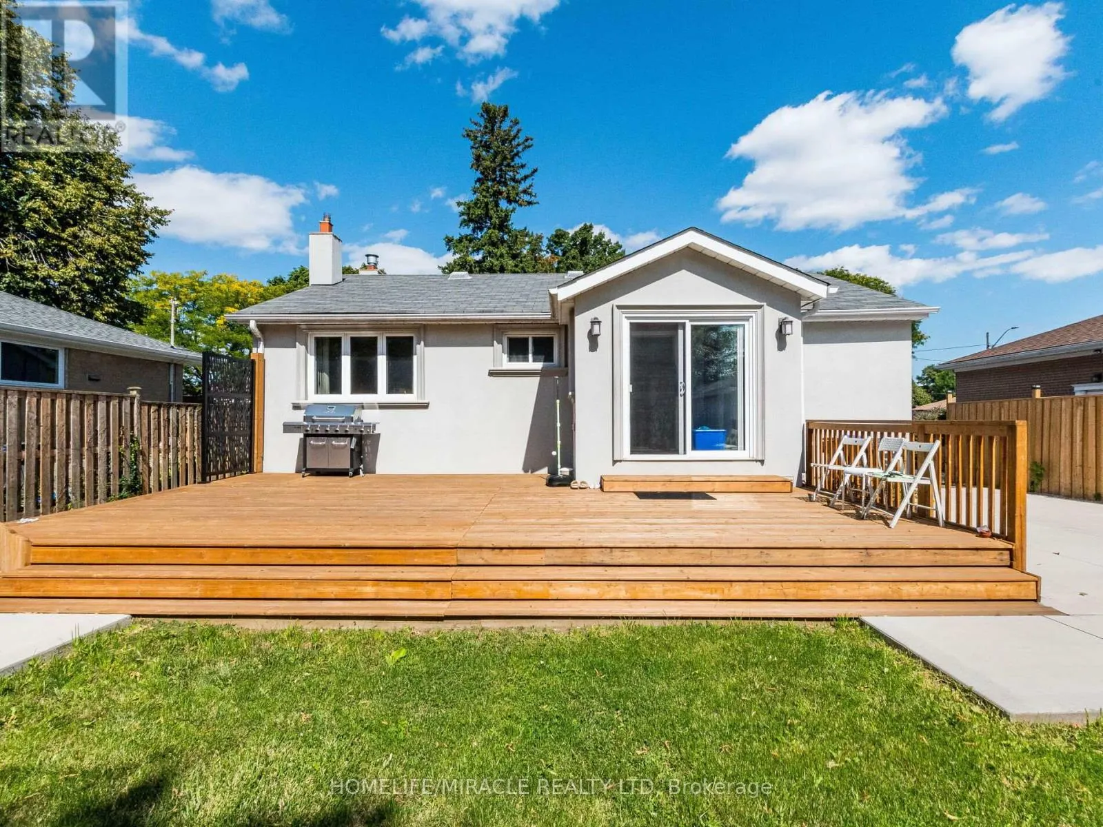 37 VISTA DRIVE