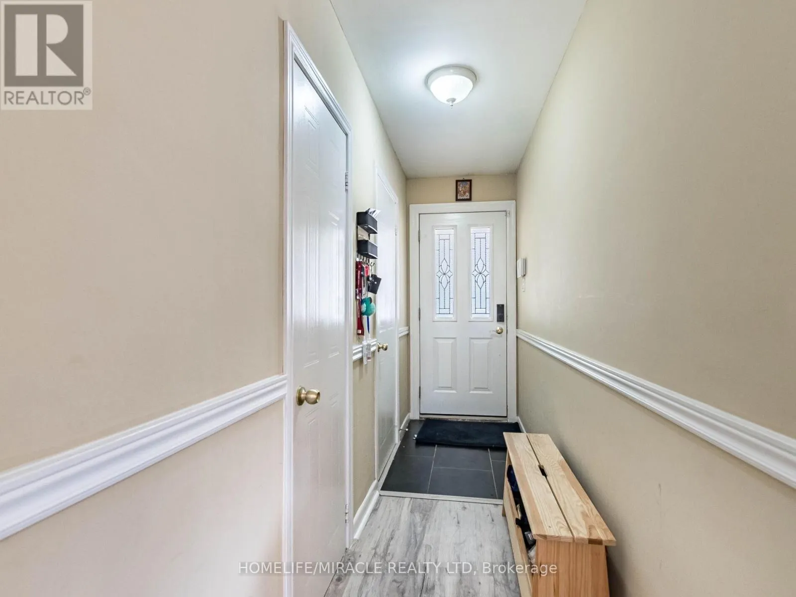 37 VISTA DRIVE