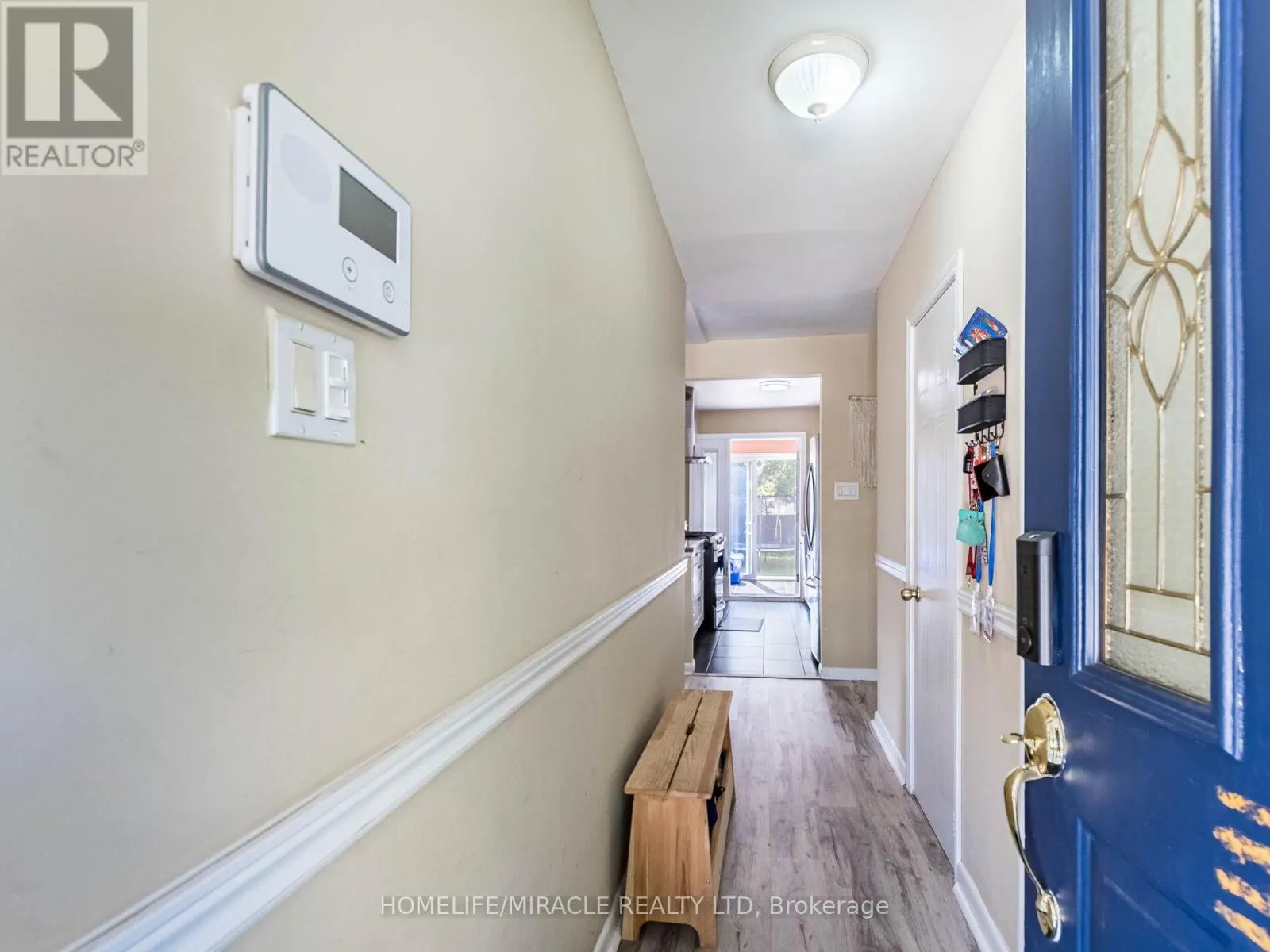 37 VISTA DRIVE