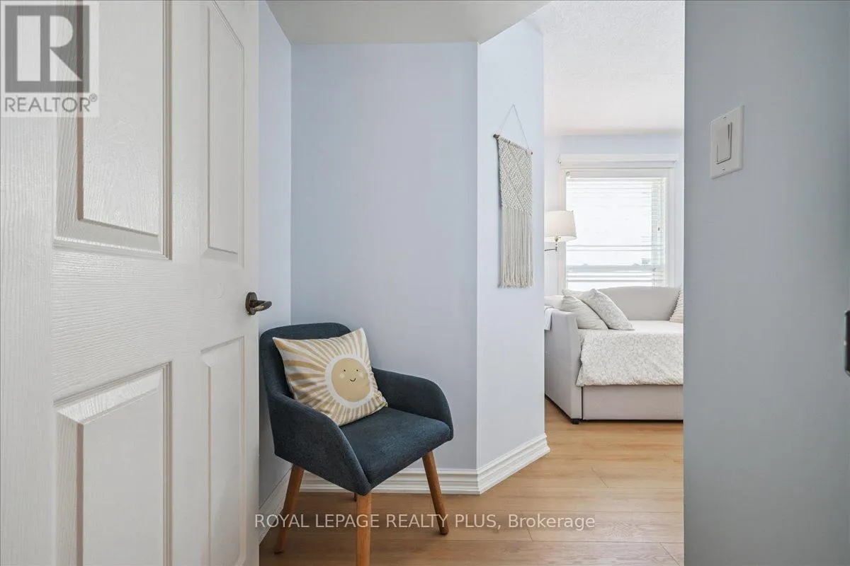 201 - 2030 CLEAVER AVENUE