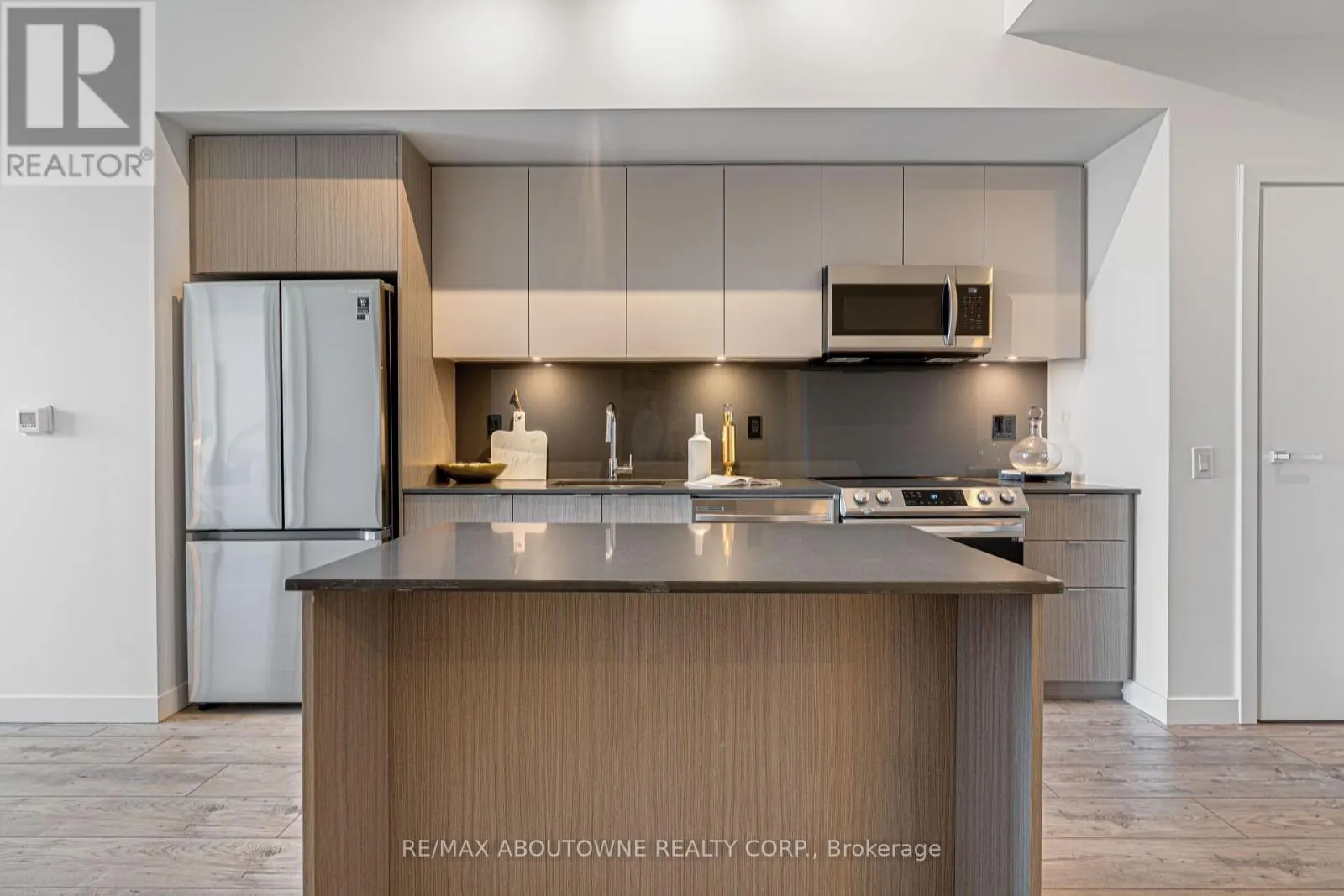 A0511 - 125 BRONTE ROAD