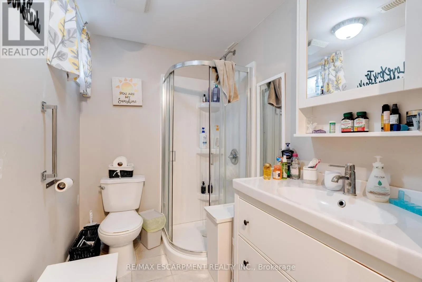 2261 LEOMINSTER DRIVE