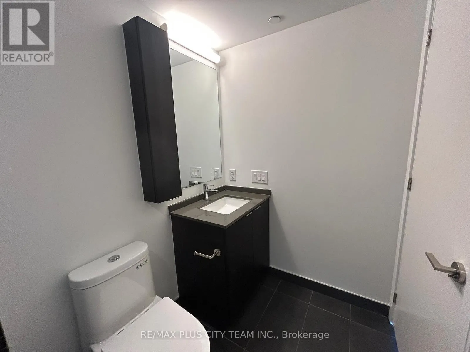 1613 - 3009 NOVAR ROAD