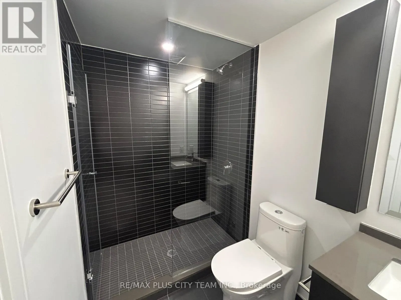 1613 - 3009 NOVAR ROAD