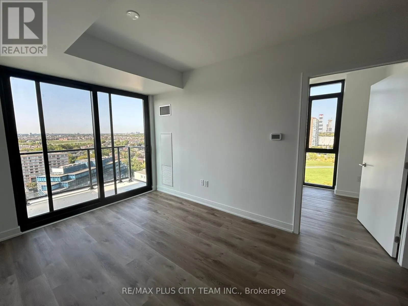1613 - 3009 NOVAR ROAD