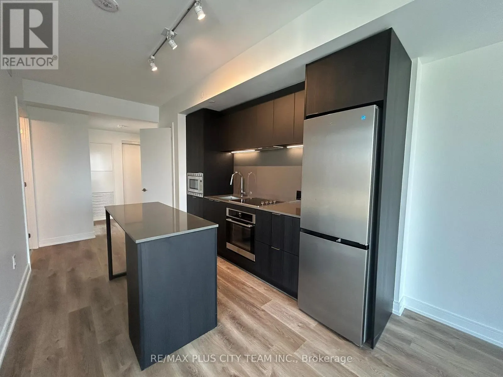 1613 - 3009 NOVAR ROAD