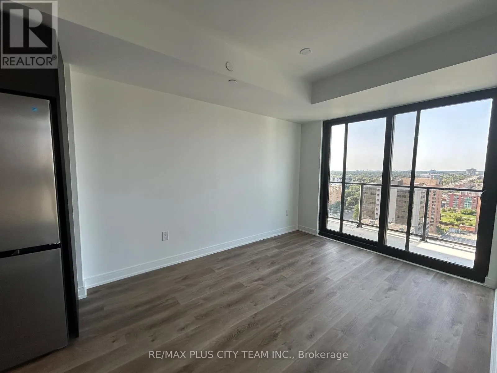 1613 - 3009 NOVAR ROAD