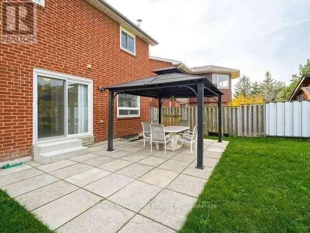 1723 CHALKDENE GROVE