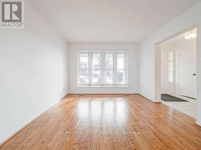 1723 CHALKDENE GROVE